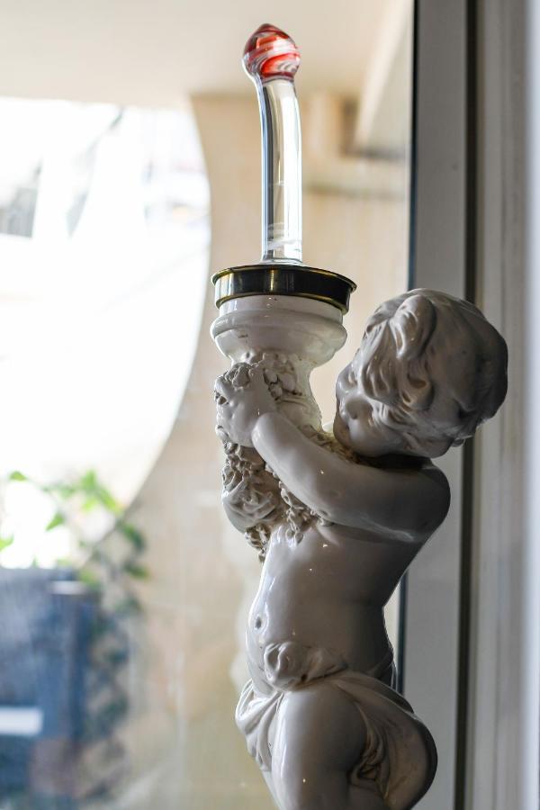 Le Chérubite: entre érotisme et baroque #sexroom #BDSM La Grande Motte Extérieur photo